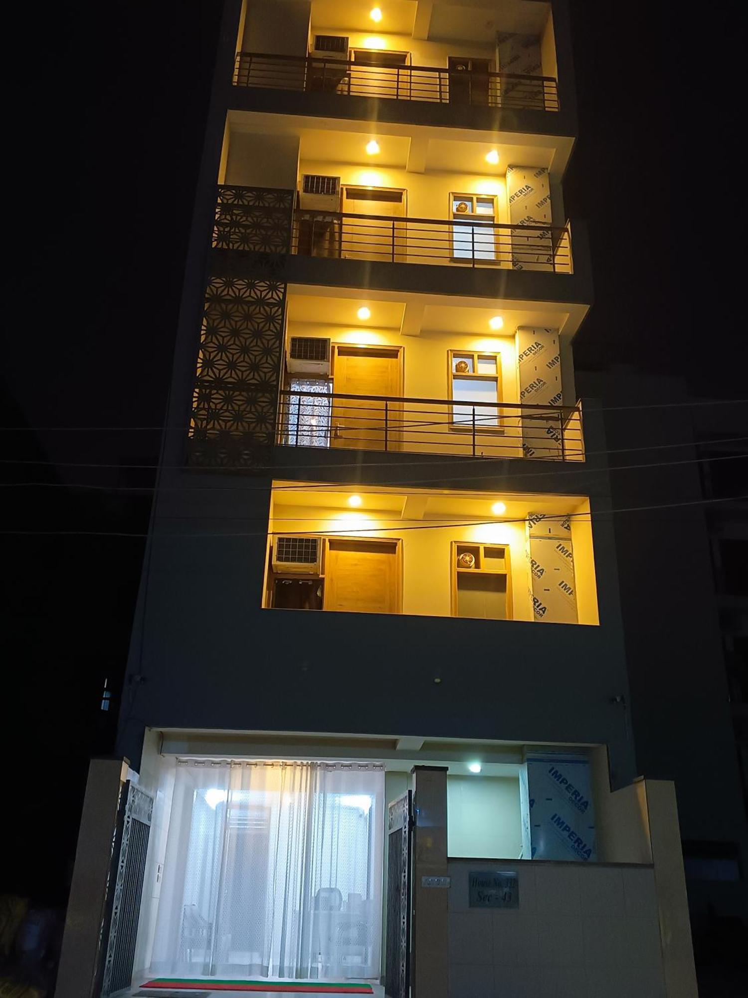 Soooper Hotel Γκουργκάον Εξωτερικό φωτογραφία