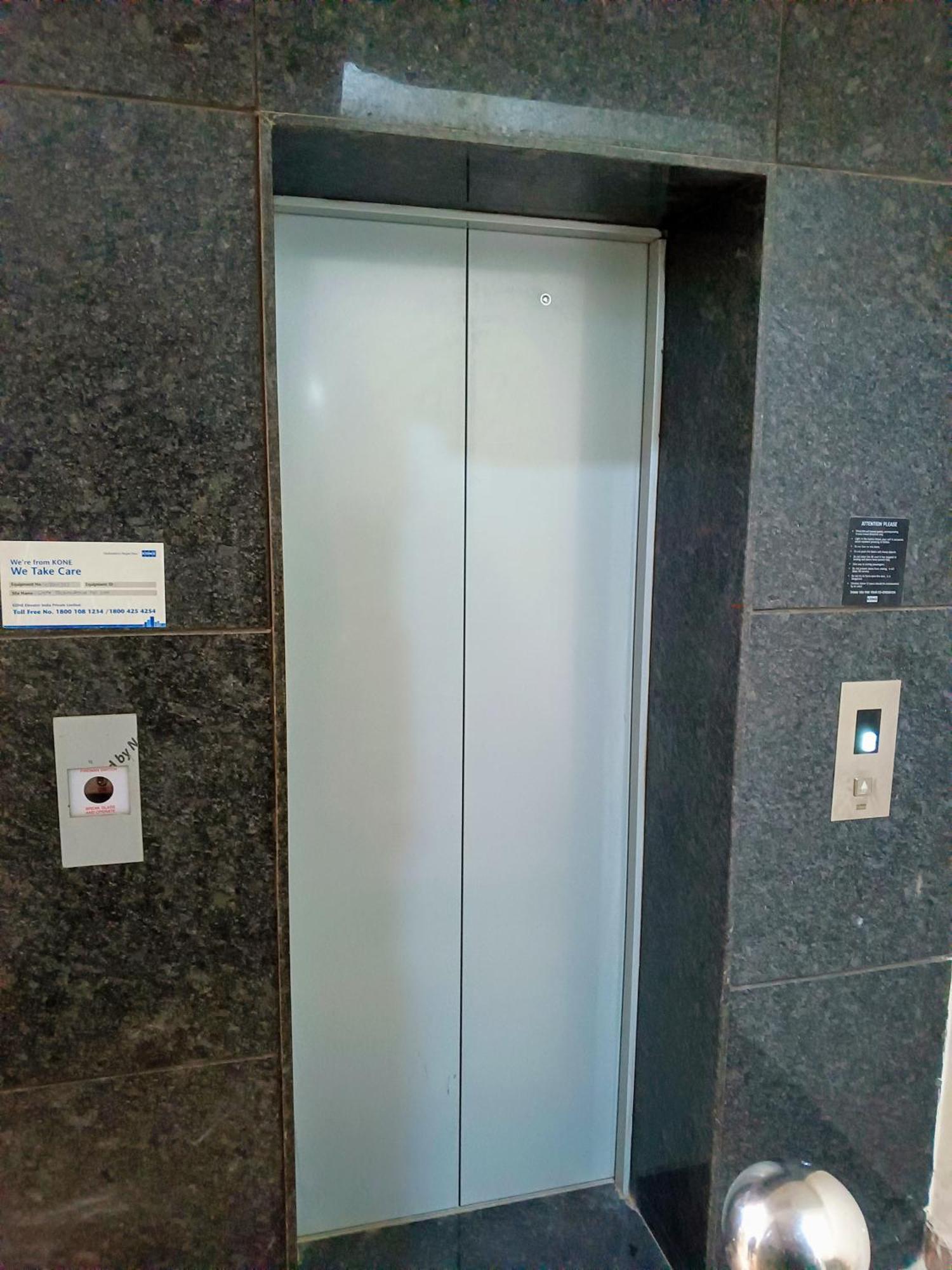 Soooper Hotel Γκουργκάον Εξωτερικό φωτογραφία